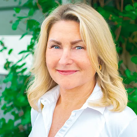 Anette - Frisör hos Freja och Frasse